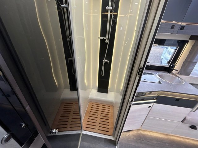 Challenger 250 Graphite Premium - Photo 14