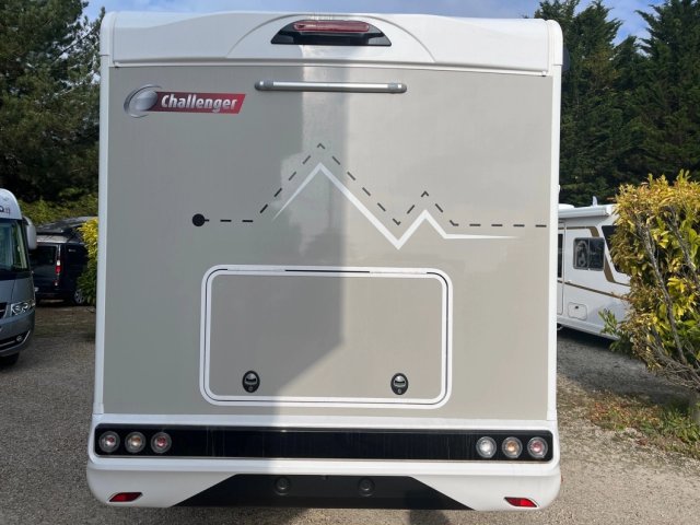 Challenger 328 Graphite Ultimate - Photo 11