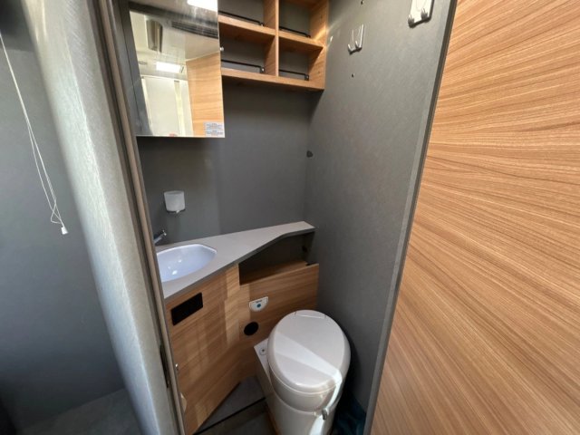 Dethleffs Just 90 T 7052 DBL T7052 - Photo 11