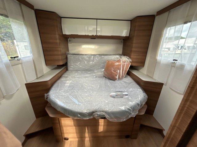 Rapido 696 F 65 Ans 696F - Photo 4