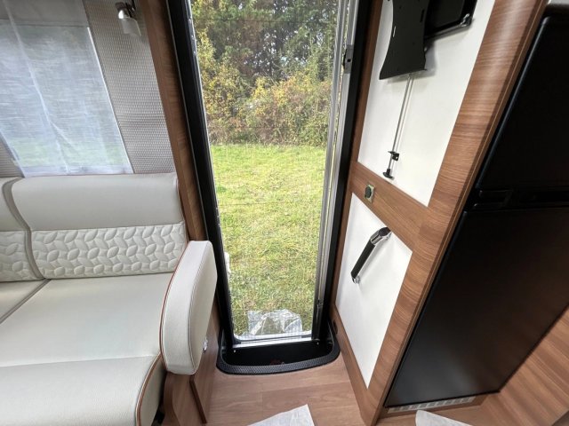 Rapido 696 F 65 Ans 696F - Photo 7