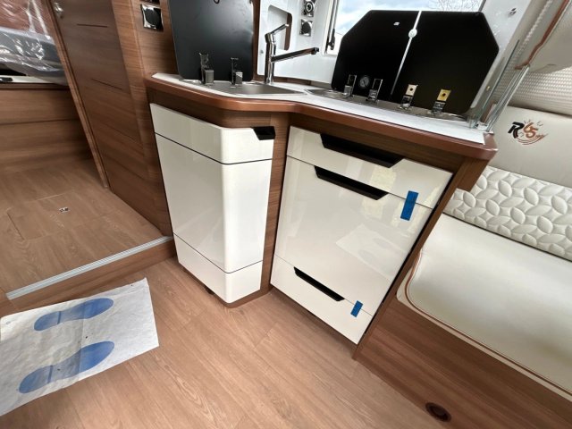 Rapido 696 F 65 Ans 696F - Photo 8