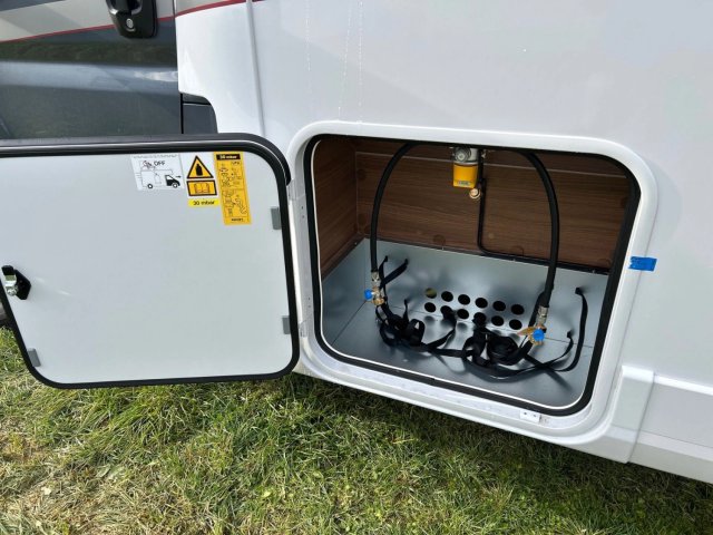 Rapido 696 F 65 Ans 696F - Photo 10