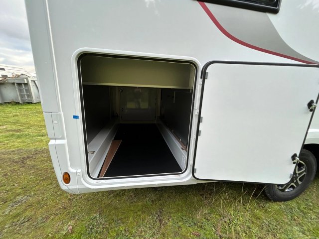 Rapido 696 F 65 Ans 696F - Photo 12