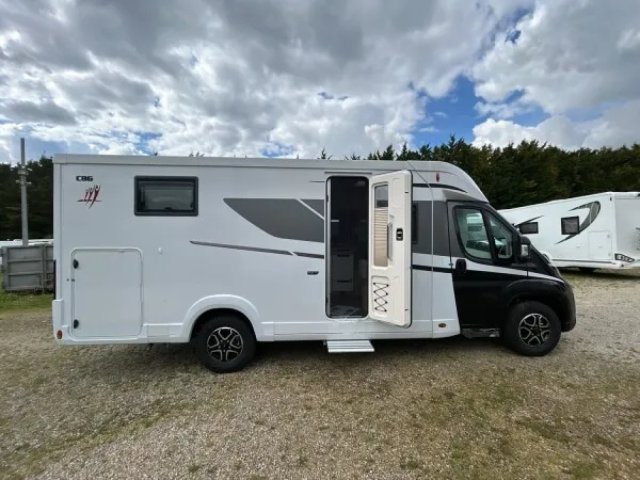 Rapido C86 NIGHT EDITION Neuf