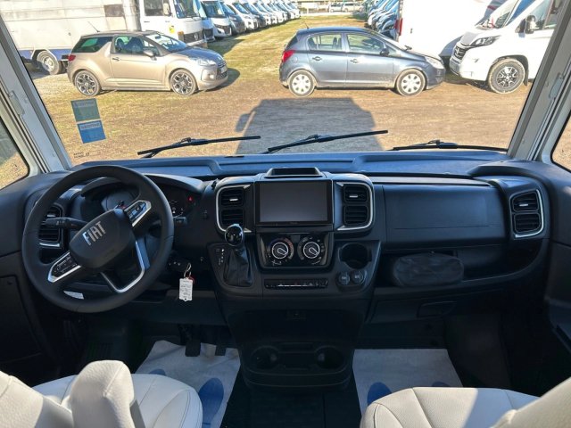 Rapido C86i 65 ANS - Photo 3