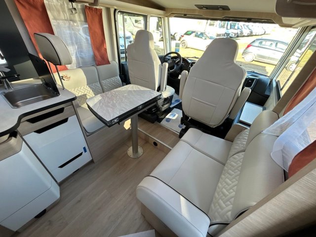 Rapido C86i 65 ANS - Photo 5