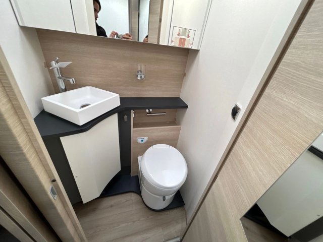 Rapido C86i 65 ANS - Photo 11