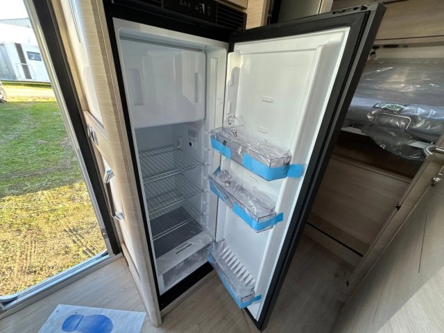 Rapido C86i 65 ANS - Photo 18