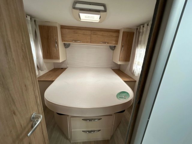 Bavaria Initial I740FC Style FC - Photo 4