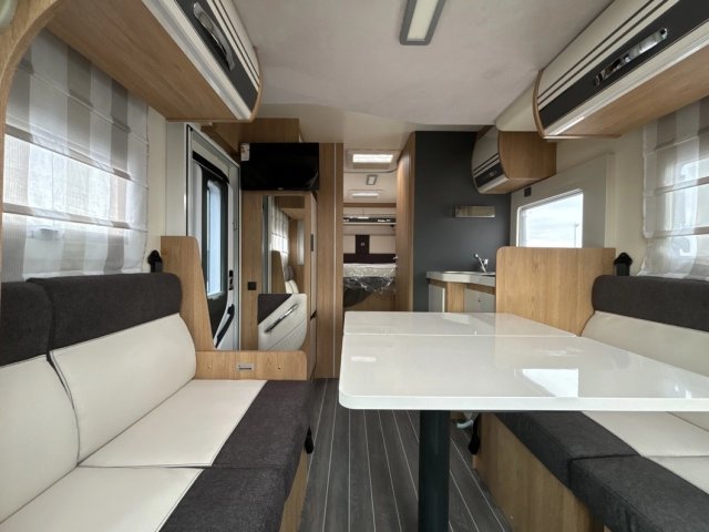 CI Horon 67 XT TRANSIT - Photo 5