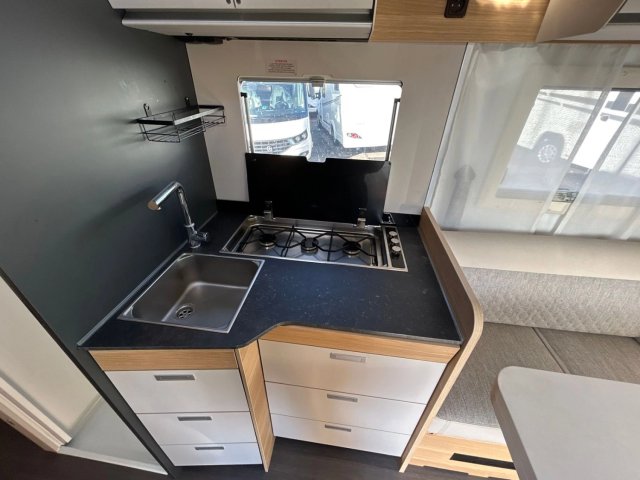 Adria Matrix Axess 650 DC - Photo 12