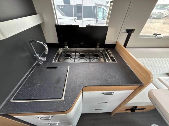 Adria Matrix Plus 670 DL - Photo 10