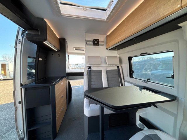 Adria Twin 640 SGX 60 Years 60