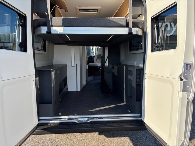 Adria Twin 640 SGX 60 Years 60