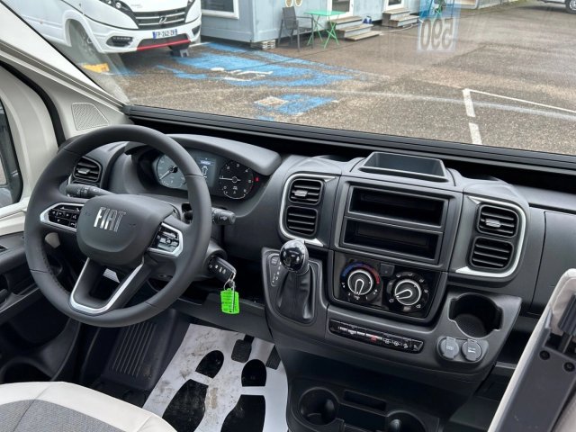 Adria Twin 640 SGX 60Y - Photo 3