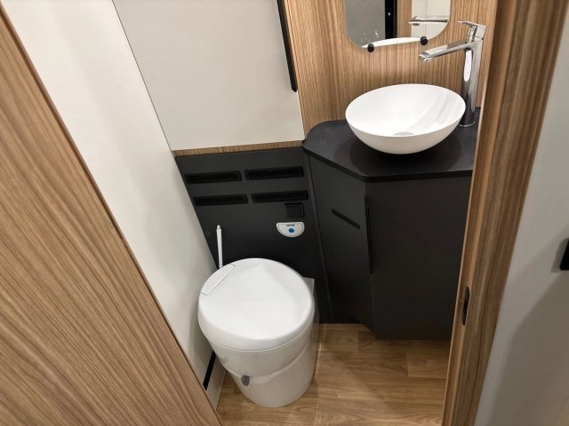 Bavaria Initial I781FGJ Unik POIDS LOURD - Photo 10