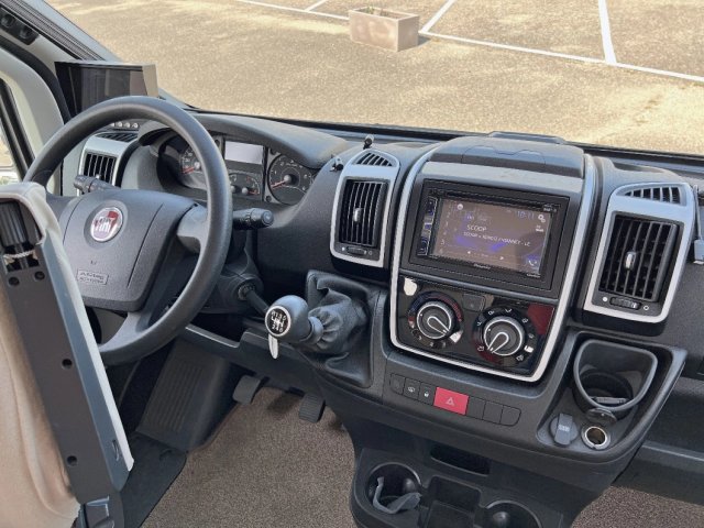 Bavaria Tren-D T746C Class - Photo 15