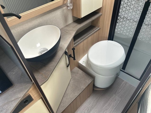 Florium Baxter 60 LG SUBLET BIS - Photo 10