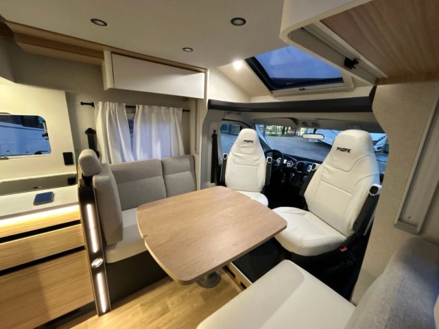 Pilote P 720 FC Evidence - Photo 17