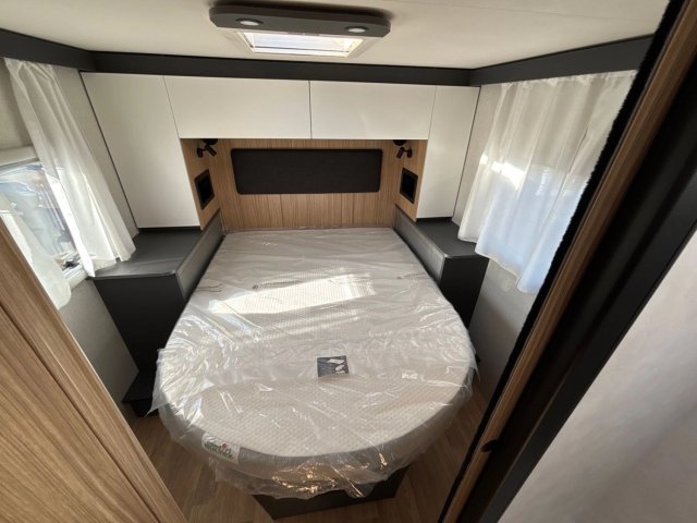 Pilote P 720 FC Evidence - Photo 8