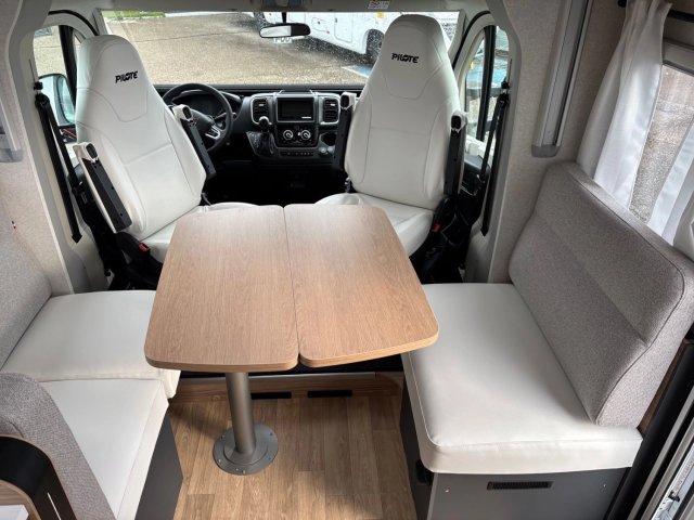 Pilote P 740 FC Evidence - Photo 5