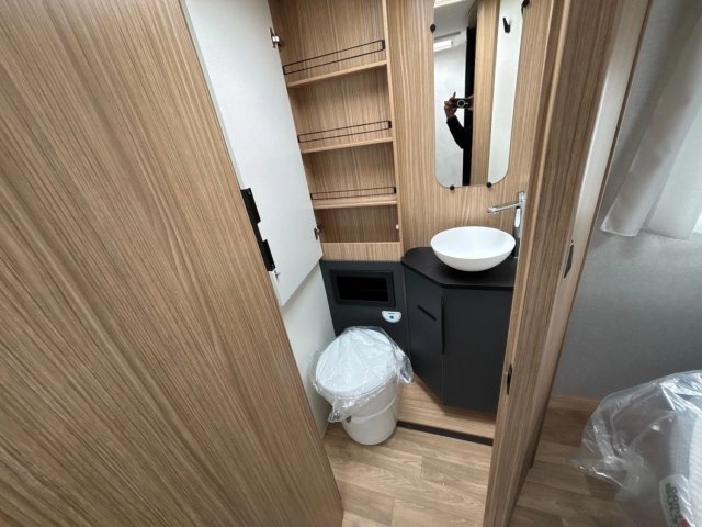 Pilote P 740 FC Evidence - Photo 10