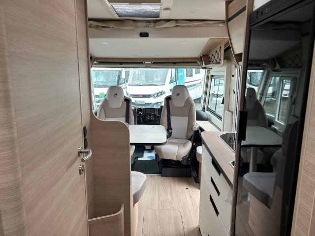 Rapido 850 F - Photo 12