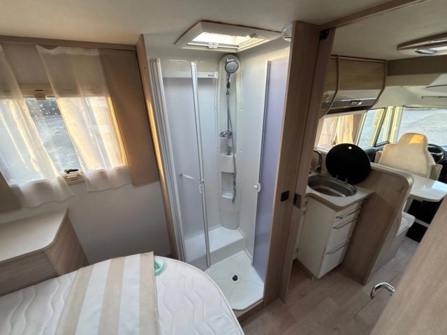 Rapido 880 F Série 8 - Photo 23