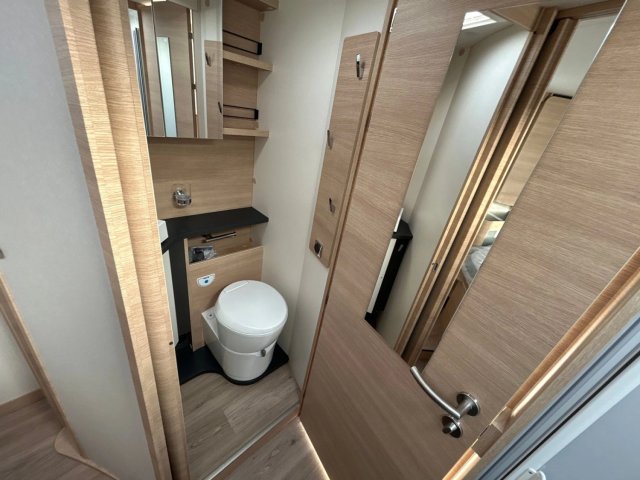 Rapido 896 F - Photo 9