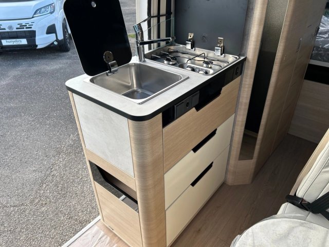 Rapido Van V55 - Photo 12