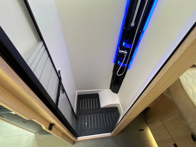 Autostar Premice I 740 LC PASSION - Photo 21