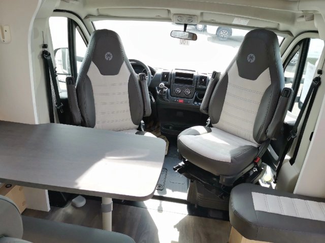 Sunlight T 67 S LOCATION MC RENT - Photo 6