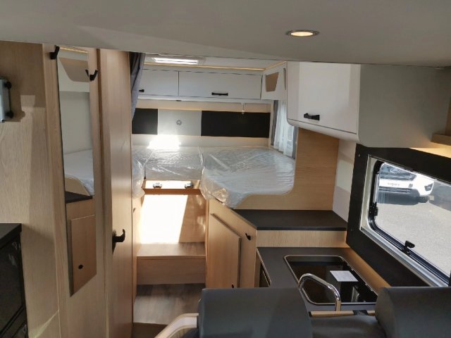 Sunlight T 67 S LOCATION MC RENT - Photo 11