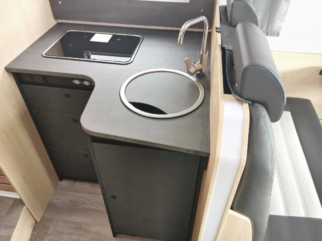 Sunlight T 690 L Adventure Edition LOCATION MC RENT - Photo 5