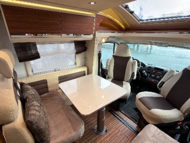 Adria Matrix Plus 670 SBC matric - Photo 4