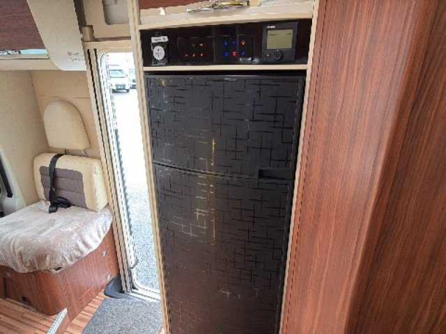 Adria Matrix Plus 670 SBC matric - Photo 7