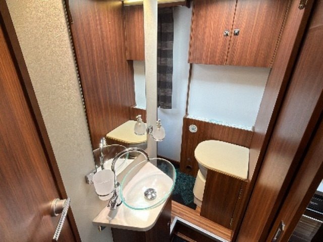 Adria Matrix Plus 670 SBC matric - Photo 9