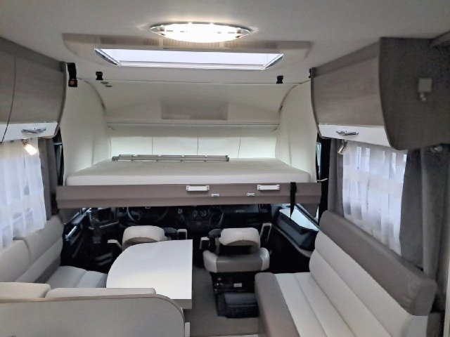 Bavaria Initial I600L Style i 600 l - Photo 10