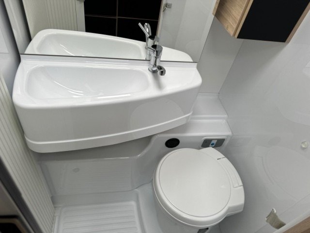 Challenger 240 Etape Edition - Photo 5