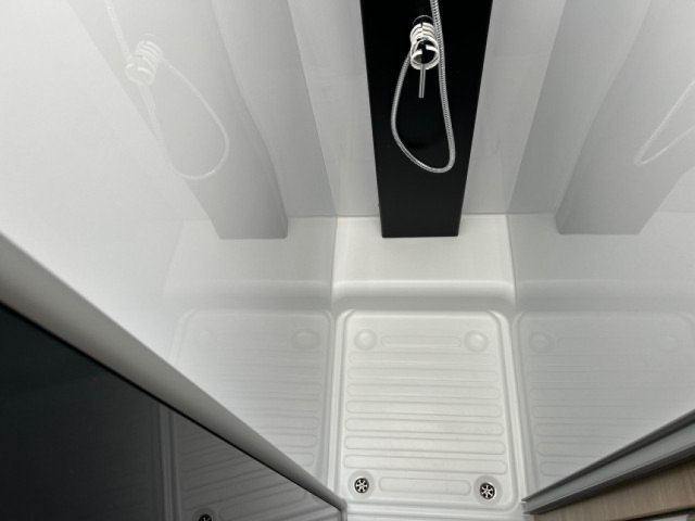 Challenger 250 Break Edition - Photo 9