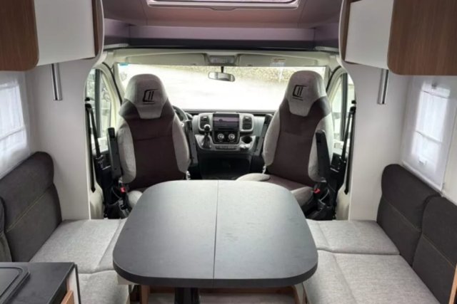 Challenger 318 Cosy Edition - Photo 4