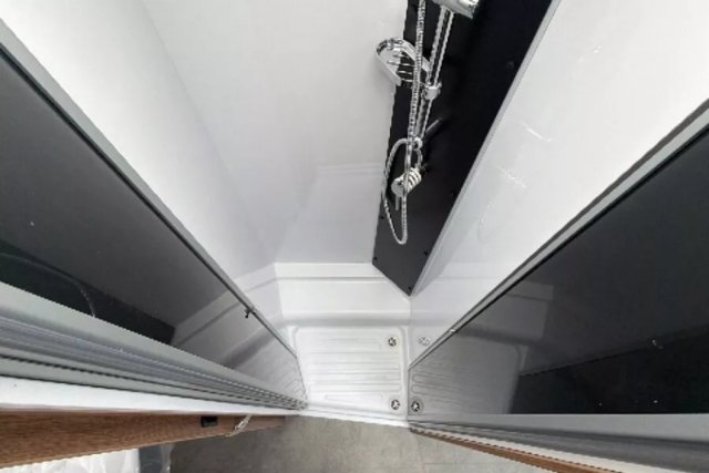 Challenger 318 Cosy Edition - Photo 9