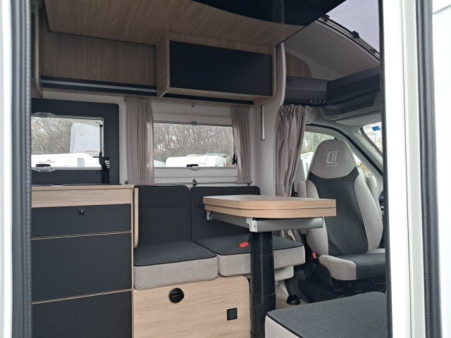Challenger 328 Etape Edition Neuf