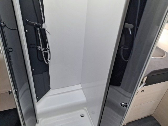 Challenger 396 - Photo 10