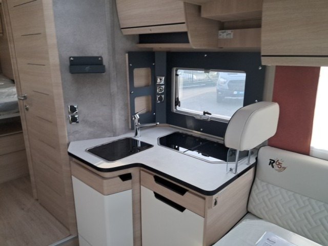 Rapido 696 F 696f 65 ans - Photo 5