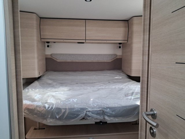 Rapido 696 F 696f 65 ans - Photo 6