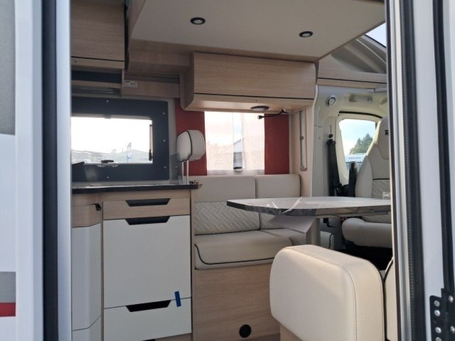 Rapido 696 F 696f 65 ans - Photo 12