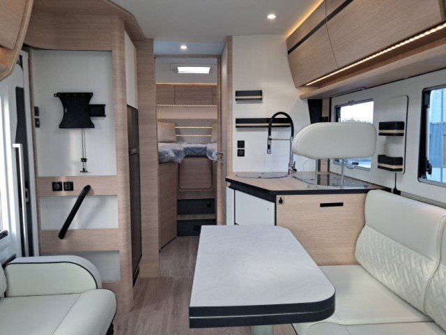 Rapido 8066 DF - Photo 4