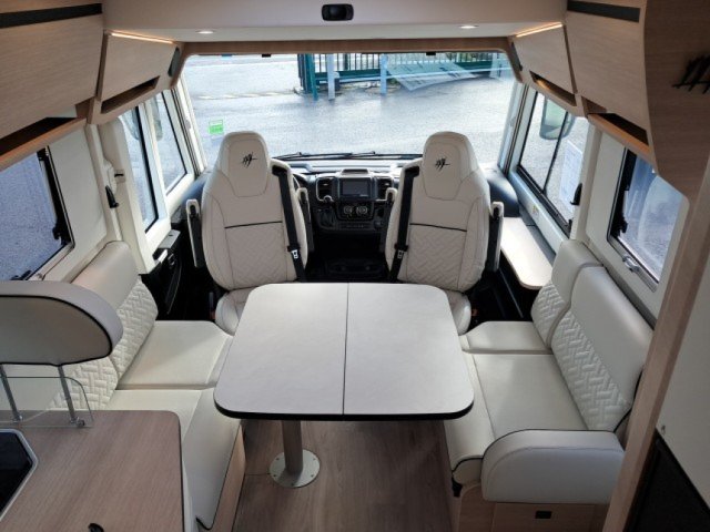 Rapido 8066 DF - Photo 5